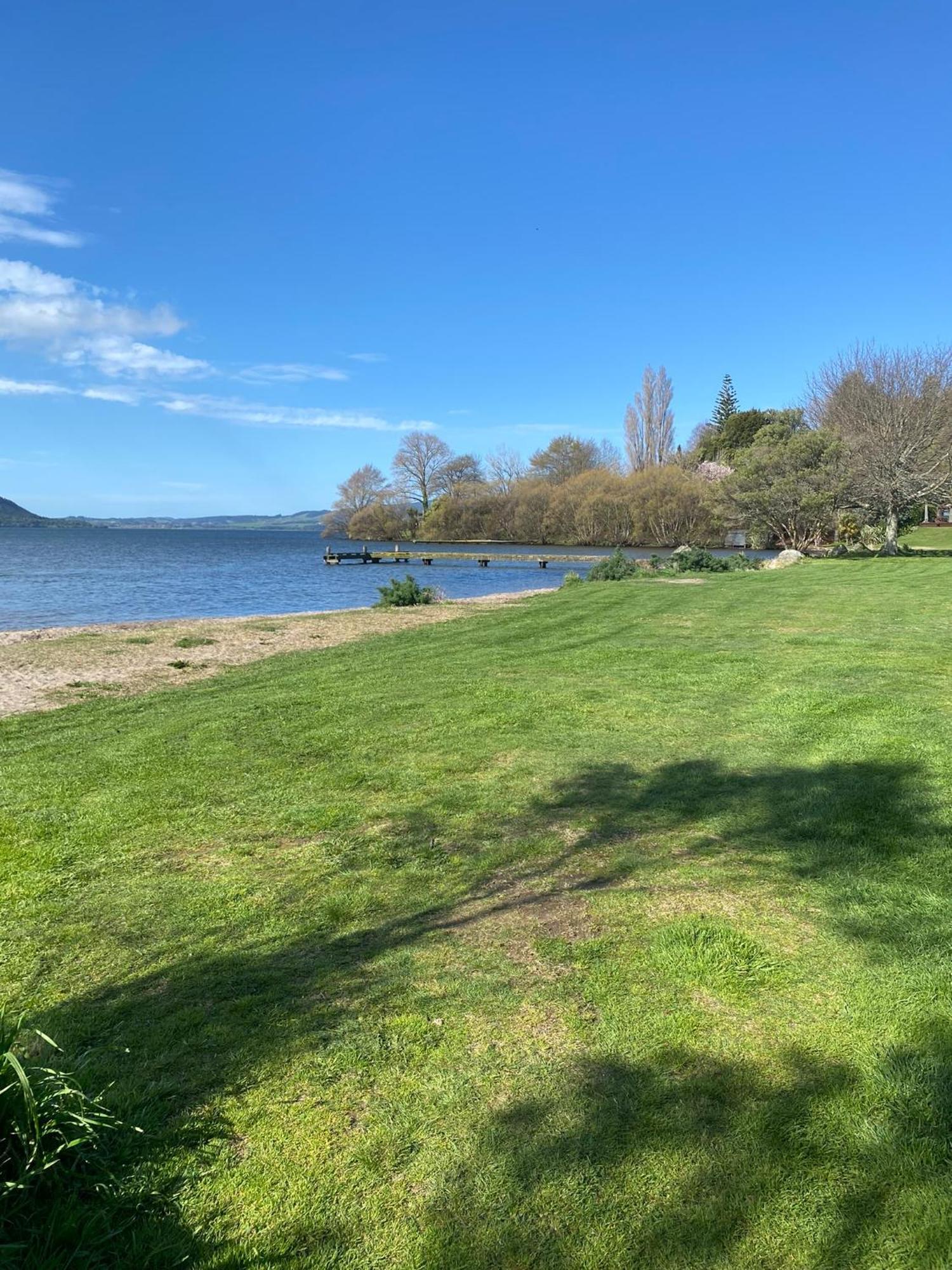 Zodiac Bay Lake Retreat Rotorua Luaran gambar